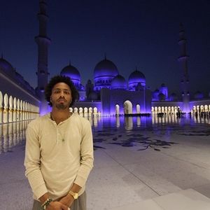 Meet your Posher, Christopher